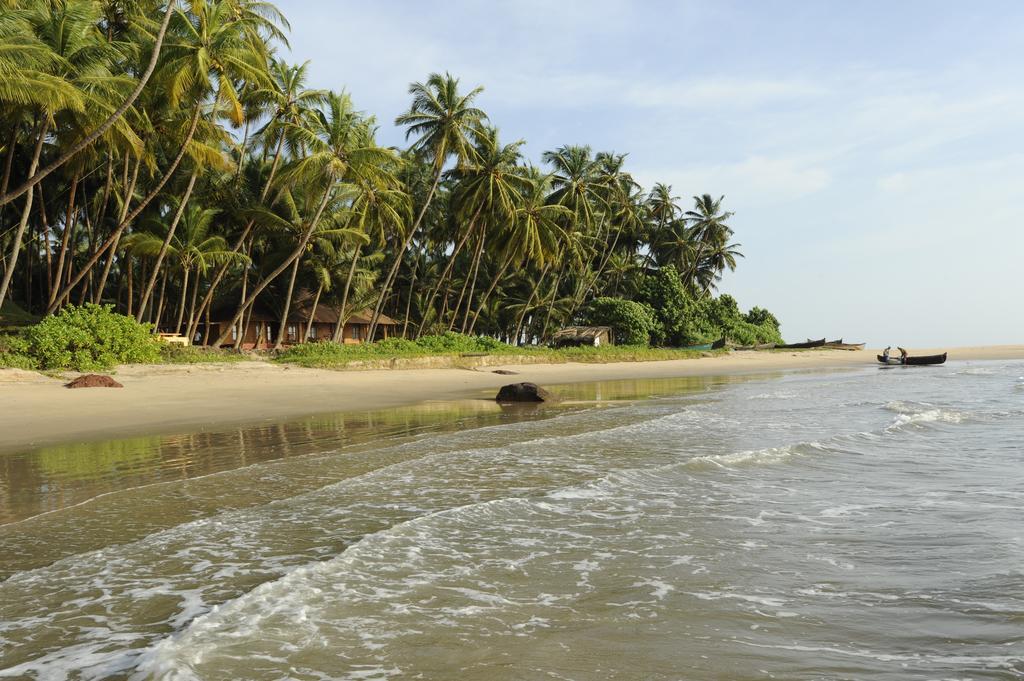 Chera Rocks Beach House Hotel Thottada Exterior photo