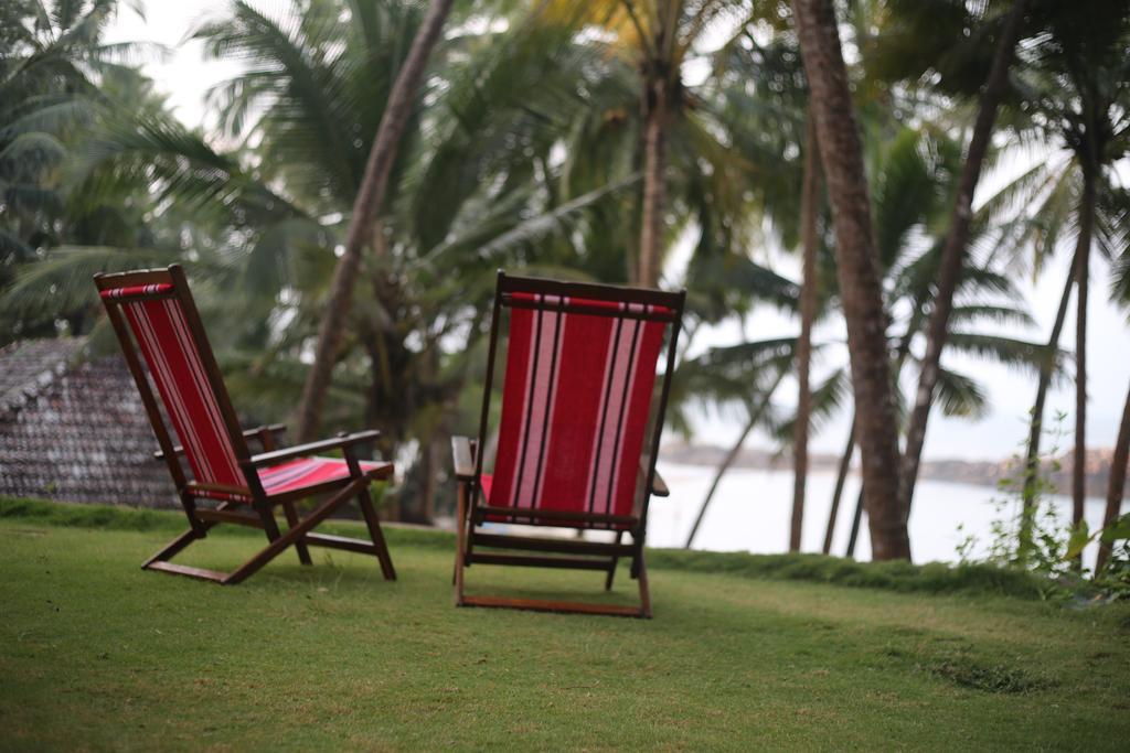 Chera Rocks Beach House Hotel Thottada Exterior photo